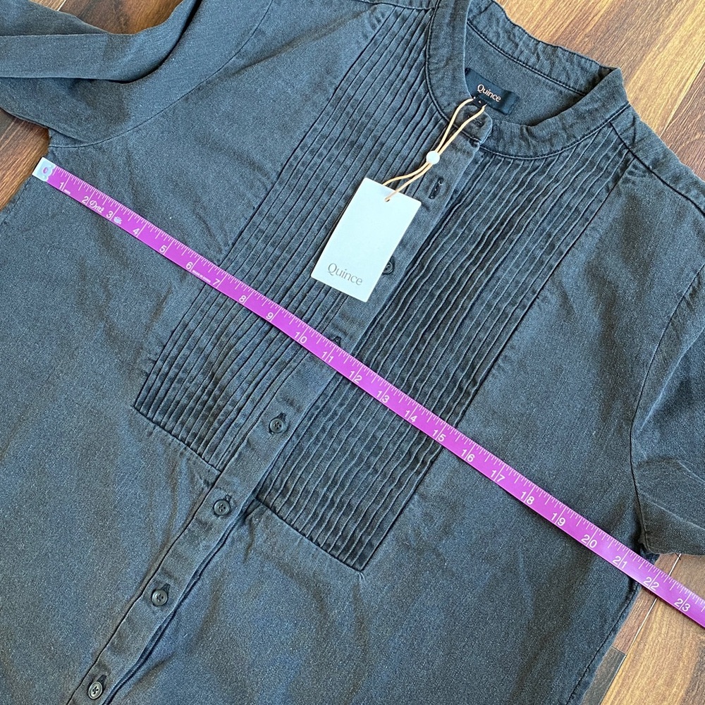 Quince Distressed Denim Tuxedo Shirt Pleated Button Down Large - Picture 8 of 10